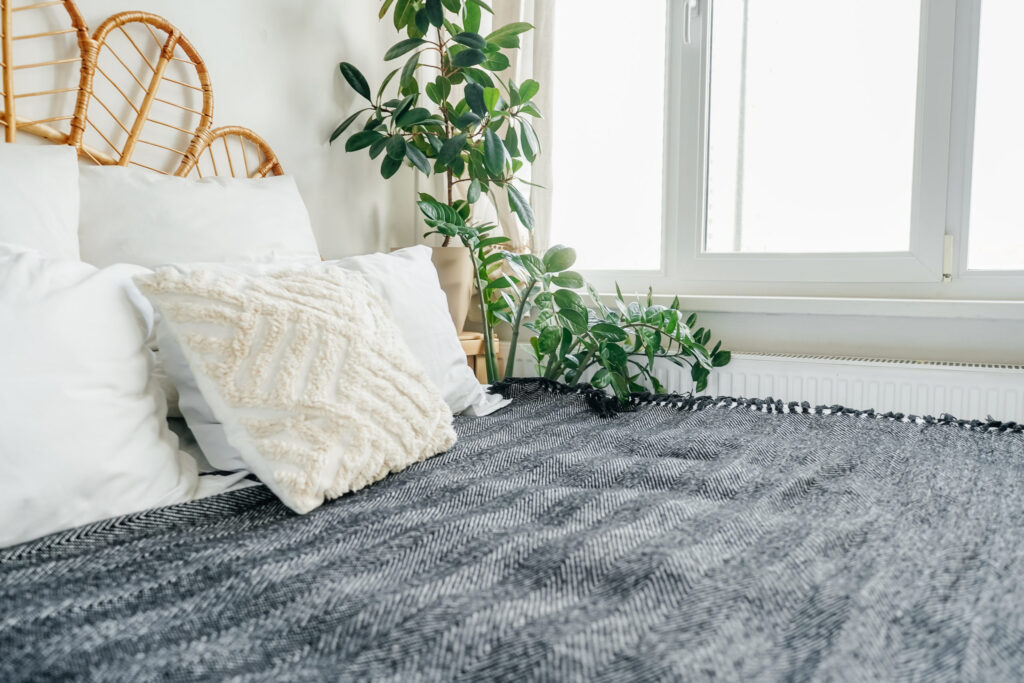 How To Choose the Best Bedding Set for You 10Musica